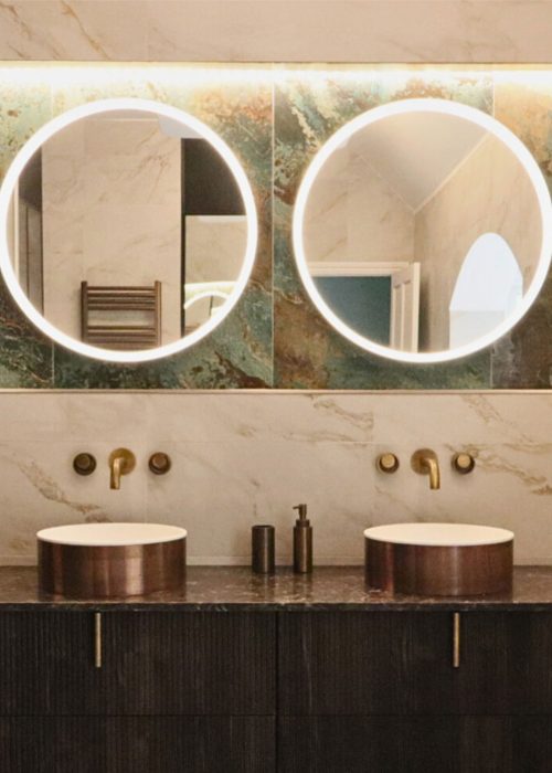 double-bathroom-sinks
